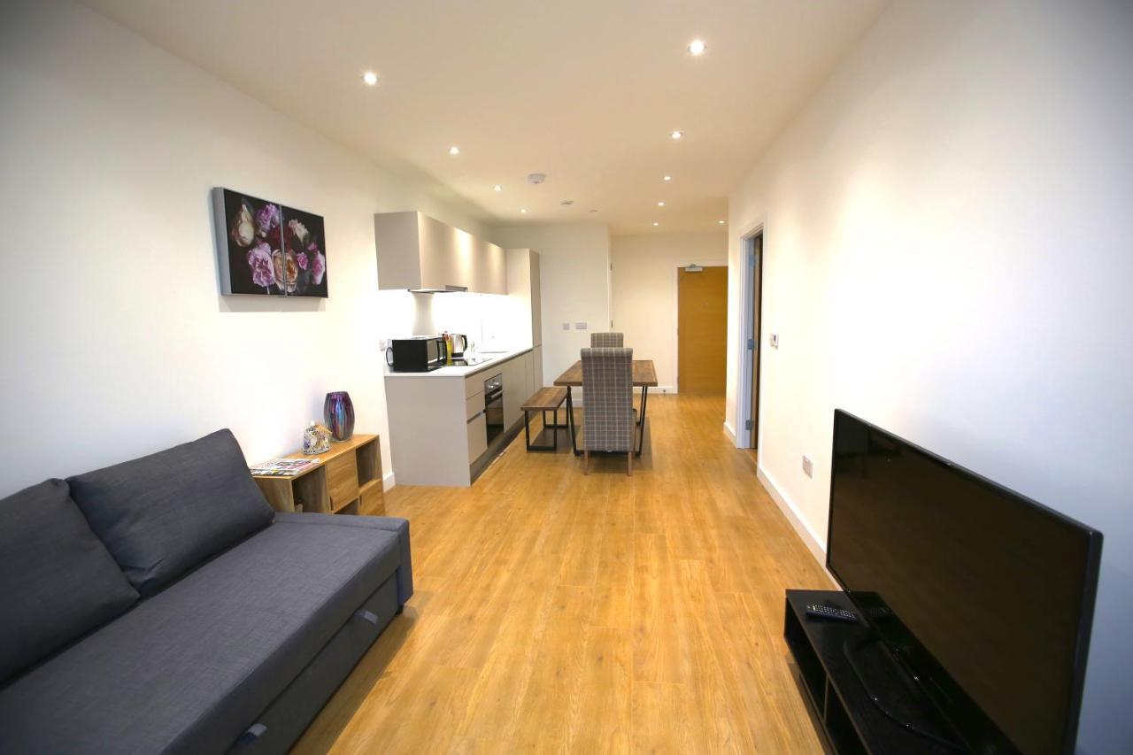 Infinity Apartments ブラックネル エクステリア 写真