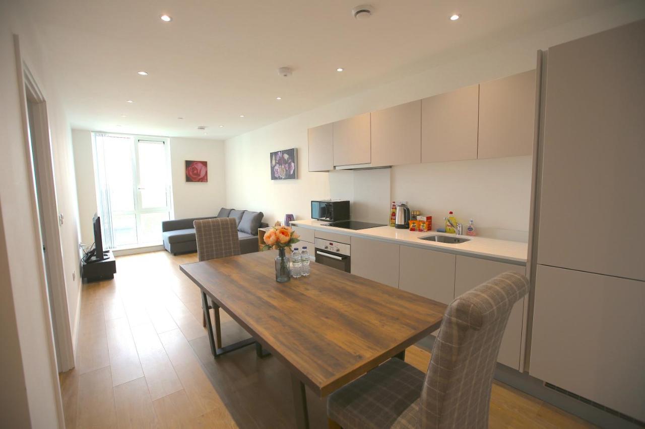 Infinity Apartments ブラックネル エクステリア 写真